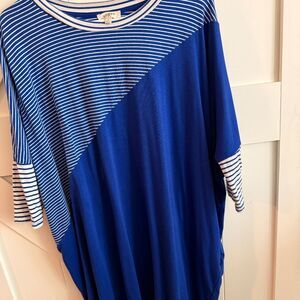 Umgee Women's Tunic Top Royal Blue White Size Small Oversized